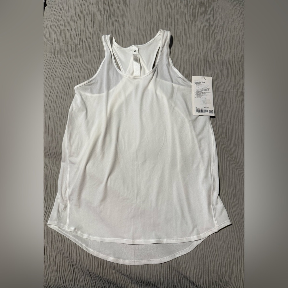 Lululemon White Essential Pleated Tank-Size 4- NWT